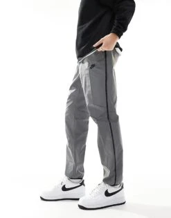 HO24 NIKE TECH WOVEN CO-ORD