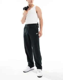 Nike Club Trousers In Black For Men