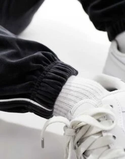 Nike Club Velour Joggers In Black For Men -Nike Sales Store 206615596 4