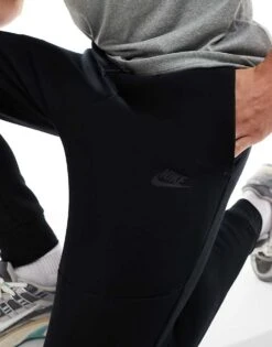 Nike Tech Fleece Joggers In Black For Men 10 Nike Tech Fleece Joggers In Black For Men -Nike Sales Store 206615616 3