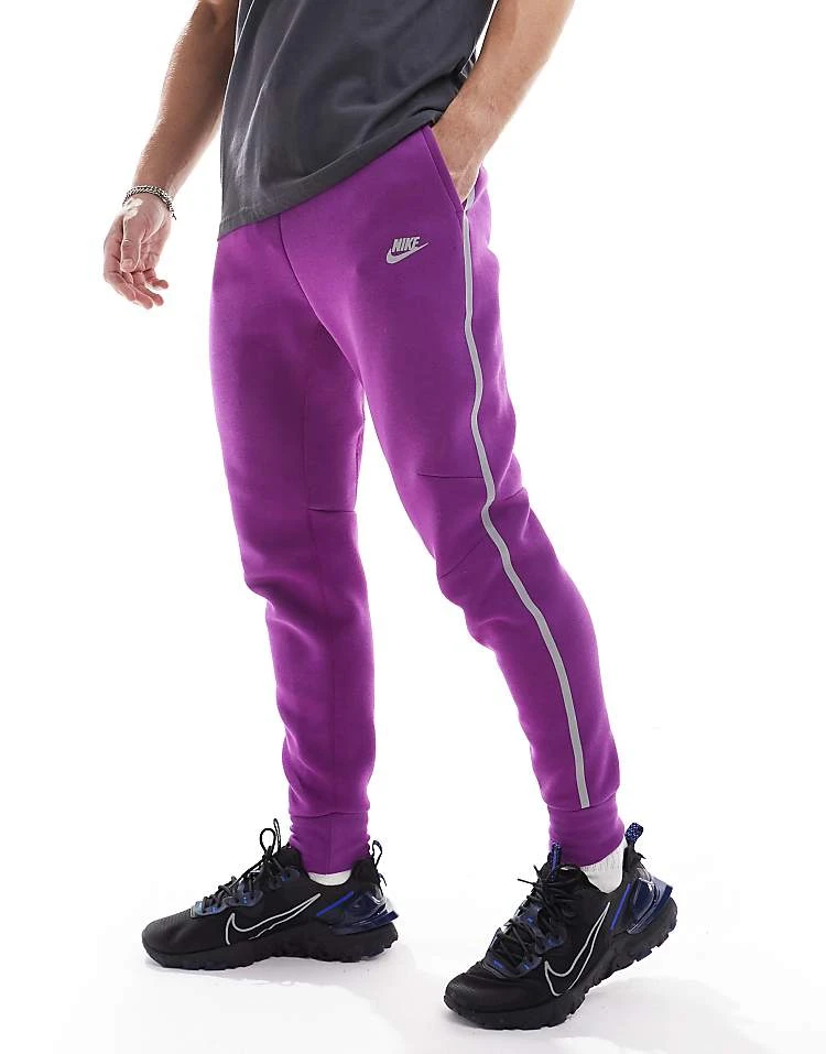 Nike Tech Fleece Reflective Joggers In Purple For Men 4 Nike Tech Fleece Reflective Joggers In Purple For Men - Image 2