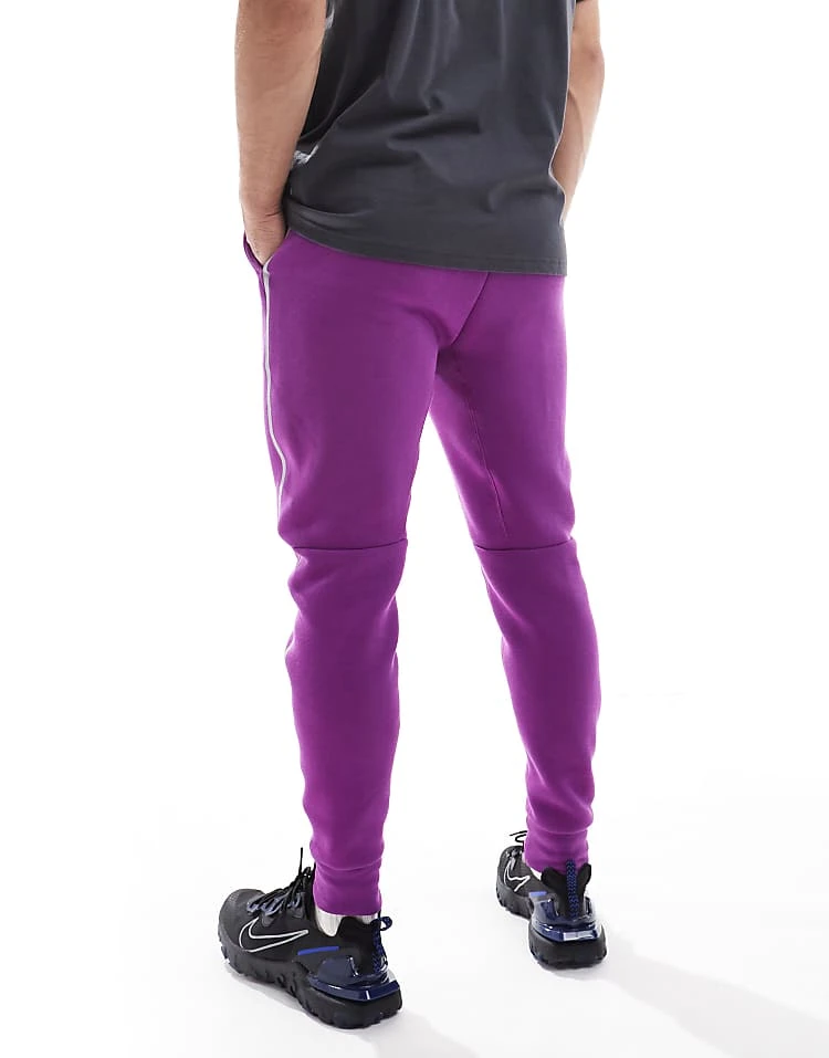 Nike Tech Fleece Reflective Joggers In Purple For Men 6 Nike Tech Fleece Reflective Joggers In Purple For Men - Image 4