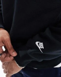 Nike Club Letters Logo Crew Neck Sweatshirt In Black For Men -Nike Sales Store 206615700 3