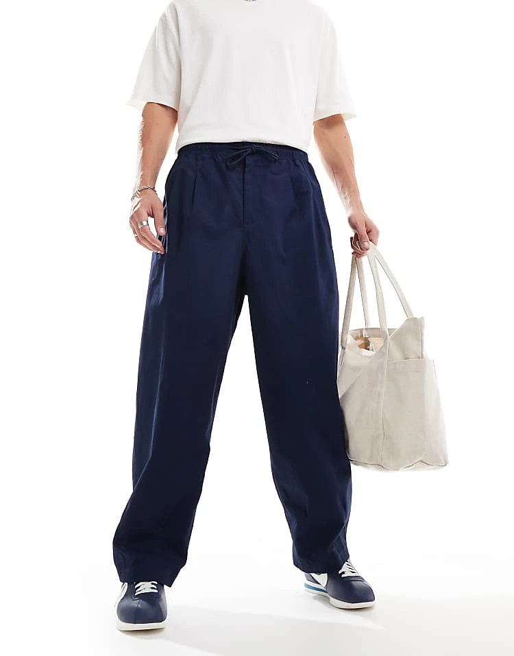 Nike Club Woven Balloon Oversized Trousers In Navy For Men 3 Nike Club Woven Balloon Oversized Trousers In Navy For Men