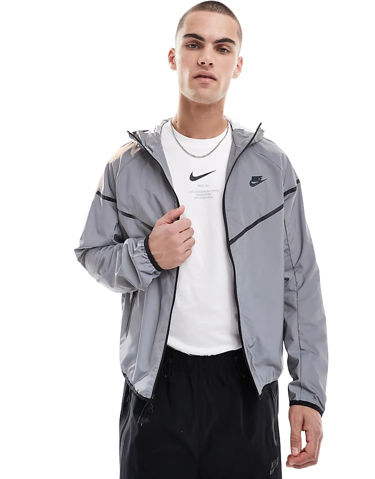 HO24 NIKE TECH WOVEN CO-ORD 4 HO24 NIKE TECH WOVEN CO-ORD - Image 2