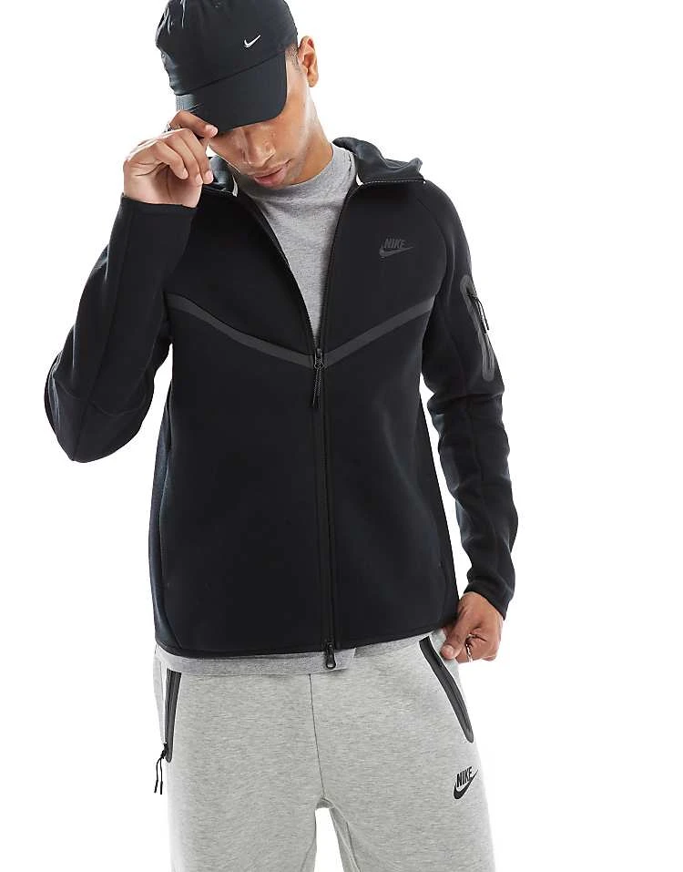 Nike Tech Fleece Full Zip Hoodie In Black For Men 7 Nike Tech Fleece Full Zip Hoodie In Black For Men - Image 5