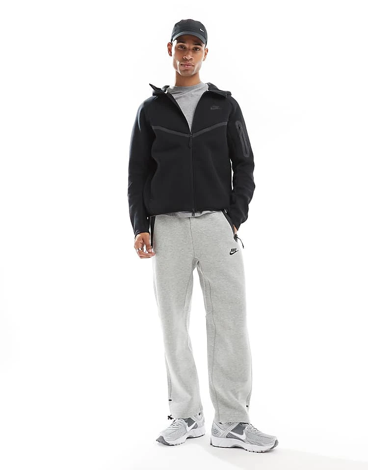 Nike Tech Fleece Full Zip Hoodie In Black For Men 4 Nike Tech Fleece Full Zip Hoodie In Black For Men - Image 2