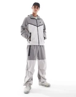 HO24 Nike Tech Woven Tracksuit In Grey