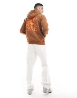 Nike Club Hoodie With Victory Graphic In Brown For Men -Nike Sales Store 206616216 4
