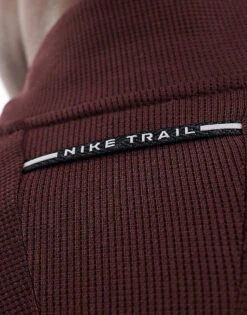 Nike Running Trail 1/4 Zip Sweatshirt In Burgundy For Men 8 Nike Running Trail 1/4 Zip Sweatshirt In Burgundy For Men -Nike Sales Store 206616441 2