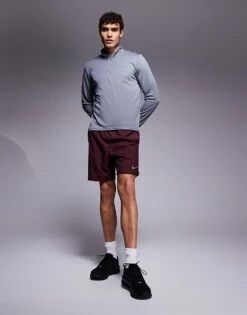 Nike Running Challenger Dri-FIT 7 Inch Shorts In Burgundy For Men -Nike Sales Store 206616465 2