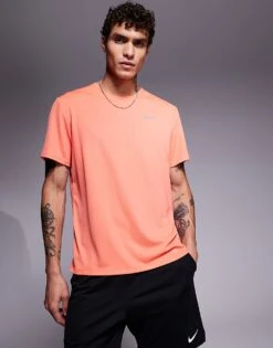 Nike Running Miler Dri-FIT T-shirt In Orange For Men