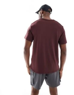 Nike Running Miler Dri-FIT T-shirt In Burgundy For Men -Nike Sales Store 206616911 2