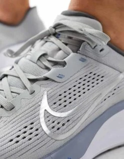 Nike Running Quest 6 Trainers In Grey And White For Men -Nike Sales Store 206617174 4