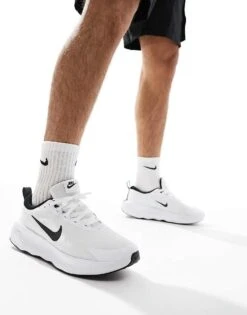 Nike Training Legend Essential 4 Trainers In White And Black For Men