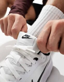 Nike Training Legend Essential 4 Trainers In White And Black For Men -Nike Sales Store 206622011 4