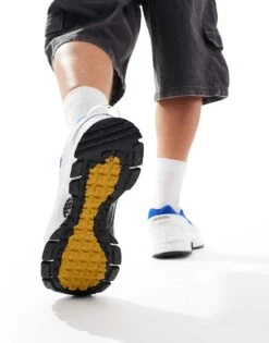 Nike Zoom Vomero 5 Trainers In Blue And White For Men Mid Blue 11 Nike Zoom Vomero 5 Trainers In Blue And White For Men Mid Blue -Nike Sales Store 206622582 4