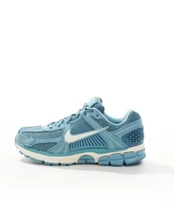 Nike Zoom Vomero 5 Suede Unisex Trainers In Blue And White For Unisex Light Blue -Nike Sales Store 206622662 2