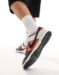 Nike Dunk Low Retro Halloween Trainers In White, Orange And Black For Men 12 Nike Dunk Low Retro Halloween Trainers In White, Orange And Black For Men -Nike Sales Store 206623082 5