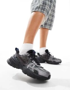 Nike V2K Run Unisex Trainers In Metallic Grey And Black For Unisex