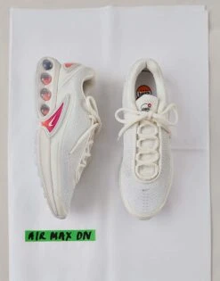 Nike Air Max DN Trainers In White And Purple For Unisex 11 Nike Air Max DN Trainers In White And Purple For Unisex -Nike Sales Store 206630987 1 purple 1