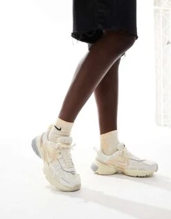 Nike V2K Run Trainers In Off White And Beige For Unisex -Nike Sales Store 206631000 3