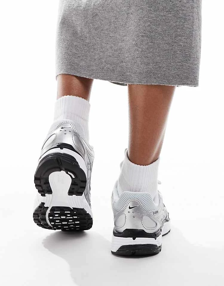 Nike P-6000 Unisex Trainers In Silver And Black For Unisex 5 Nike P-6000 Unisex Trainers In Silver And Black For Unisex - Image 3