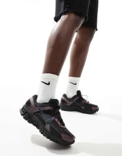Nike Zoom Vomero 5 Unisex Trainers In Dark Burgundy For Unisex -Nike Sales Store 206631337 1 burgundy 1