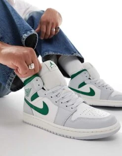 Nike Air Jordan 1 Trainers In White And Green For Men 13 Nike Air Jordan 1 Trainers In White And Green For Men -Nike Sales Store 207047094 1 white 1