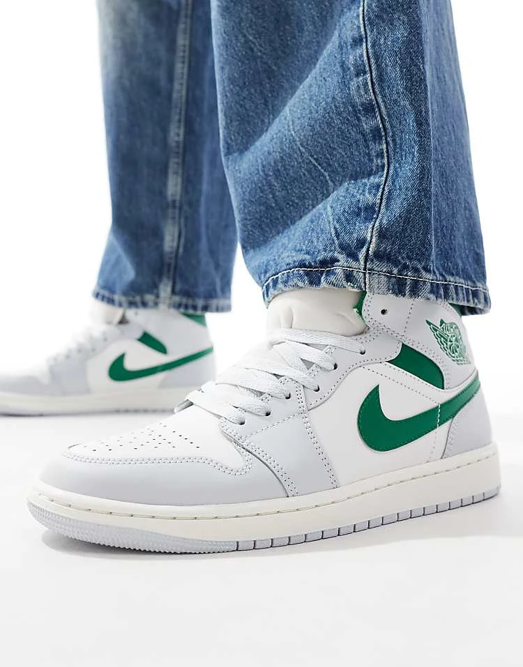 Nike Air Jordan 1 Trainers In White And Green For Men 7 Nike Air Jordan 1 Trainers In White And Green For Men - Image 5