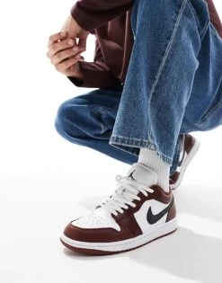 Nike Air Jordan 1 Low Trainer In White And Red Dark Pony For Men -Nike Sales Store 207047124 1 white 1