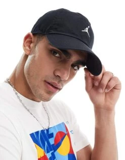Jordan Cap In Black For Men