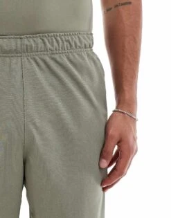 Nike Training Totality Dri-FIT Knitted 9 Inch Shorts In Khaki For Men -Nike Sales Store 207049673 4