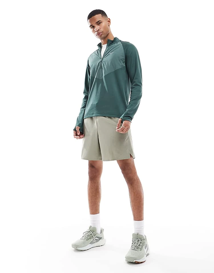 Nike Training Unlimited Dri-FIT Woven 7 Inch Shorts In Light Green For Men Khaki 8 Nike Training Unlimited Dri-FIT Woven 7 Inch Shorts In Light Green For Men Khaki - Image 6