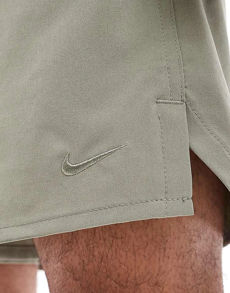 Nike Training Unlimited Dri-FIT Woven 7 Inch Shorts In Light Green For Men Khaki 6 Nike Training Unlimited Dri-FIT Woven 7 Inch Shorts In Light Green For Men Khaki - Image 4