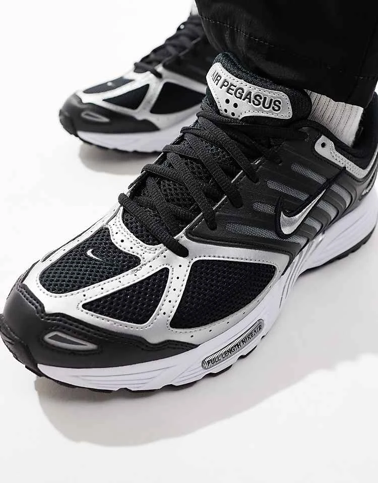 Nike Pegasus 2005 Trainers In Black And Metallic Silver For Men 6 Nike Pegasus 2005 Trainers In Black And Metallic Silver For Men - Image 4