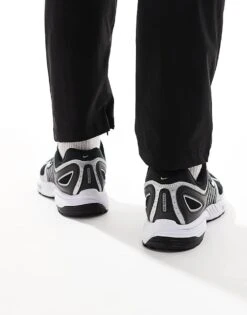 Nike Pegasus 2005 Trainers In Black And Metallic Silver For Men 12 Nike Pegasus 2005 Trainers In Black And Metallic Silver For Men -Nike Sales Store 207049766 5