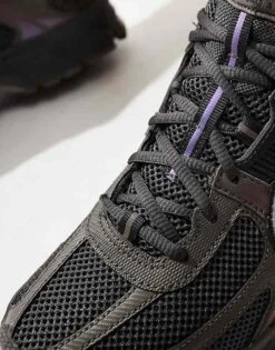 Nike Zoom Vomero 5 Trainers In Stone And Metallic Silver For Men 10 Nike Zoom Vomero 5 Trainers In Stone And Metallic Silver For Men -Nike Sales Store 207049801 3