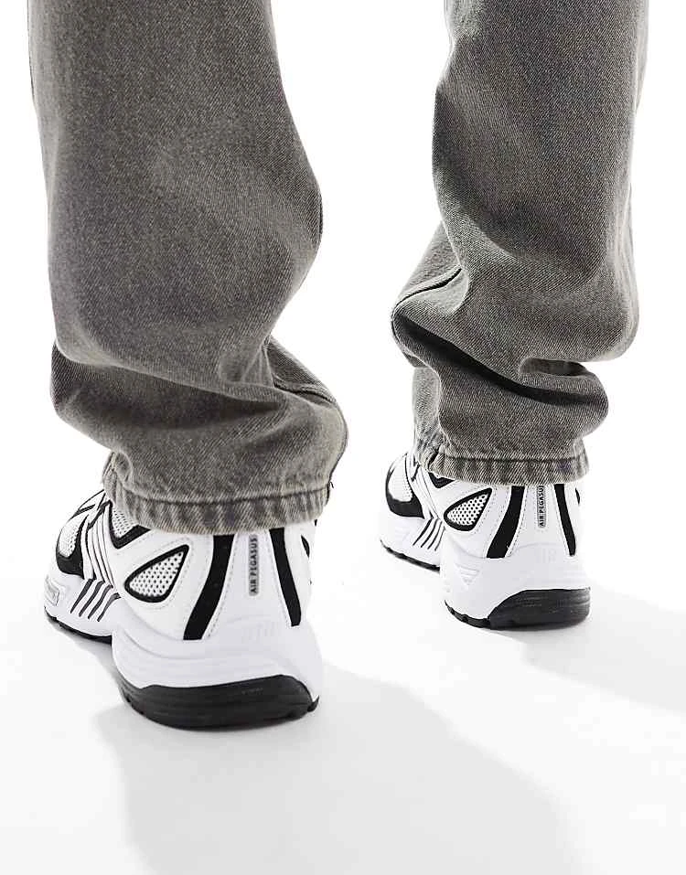 Nike Nike Air Pegasus 2005 Trainers In White And Metallic Silver For Men 5 Nike Nike Air Pegasus 2005 Trainers In White And Metallic Silver For Men - Image 3