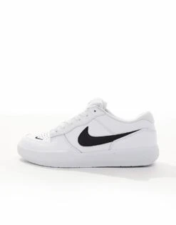 Nike SB Force Premium Trainer In White For Men