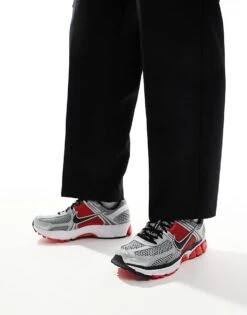 Nike Zoom Vomero 5 Trainers In Metallic Silver And Black For Men -Nike Sales Store 207050217 4