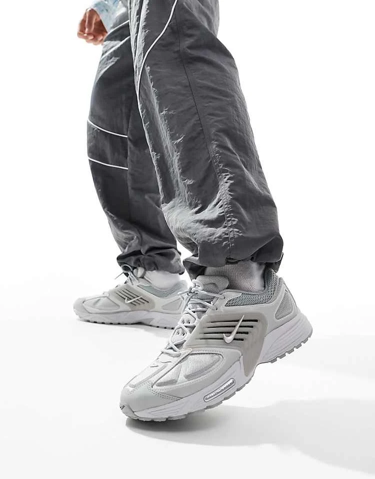 Nike Air Pegasus Wave Trainer In Grey And Metallic Silver For Men 3 Nike Air Pegasus Wave Trainer In Grey And Metallic Silver For Men