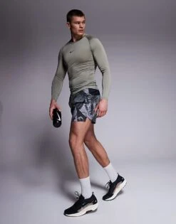 Nike Training Nike Pro Training Dri-FIT Muscle Fit Long Sleeve Top In Khaki For Men Green -Nike Sales Store 207051141 3