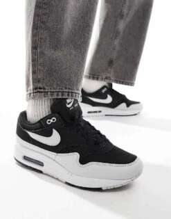 Nike Air Max 1 Trainer In Grey And Black For Men
