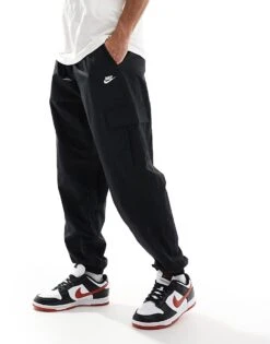Nike Club Woven Cargo Trousers In Black For Men