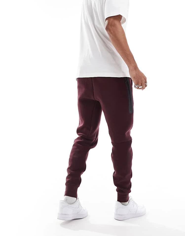 Nike Tech Fleece Jogger In Burgundy For Men 4 Nike Tech Fleece Jogger In Burgundy For Men - Image 2