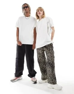 Nike Premium Essentials Short Sleeve T-shirt In Sail For Unisex Stone -Nike Sales Store 207053943 4