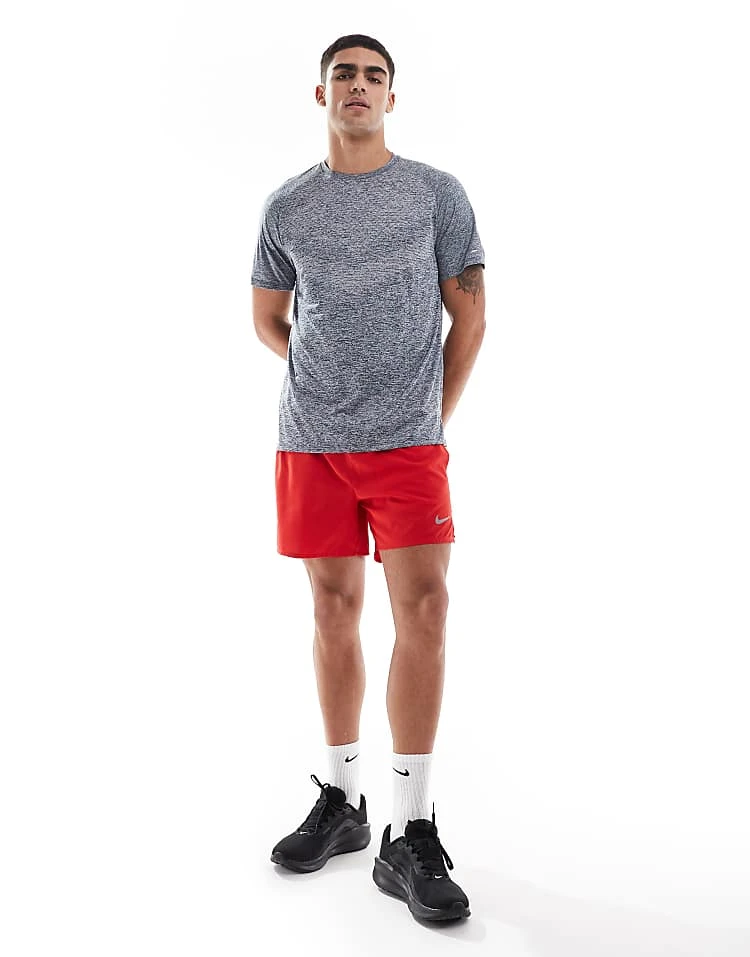 Nike Running Stride Dri-FIT T-shirt In Navy For Men 5 Nike Running Stride Dri-FIT T-shirt In Navy For Men - Image 3