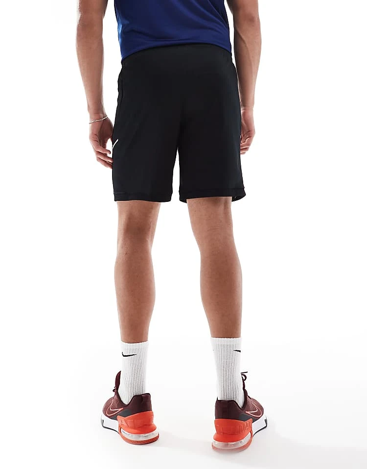 Nike Football Academy 25 Dri-FIT Shorts In Black For Men 7 Nike Football Academy 25 Dri-FIT Shorts In Black For Men - Image 5