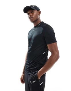 Nike Football Academy 25 Dri-FIT T-shirt In Black For Men 11 Nike Football Academy 25 Dri-FIT T-shirt In Black For Men -Nike Sales Store 207059994 1 black 1